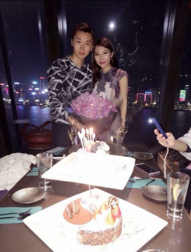 客人滿意回相片及好評*99枝紫玫瑰花束