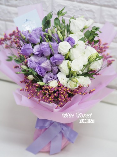 雙色桔梗配粉彩星花束