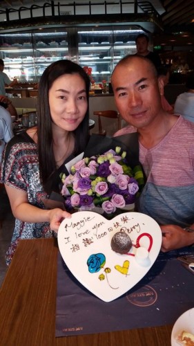 客人滿意回相片及好評*淺紫玫瑰花束