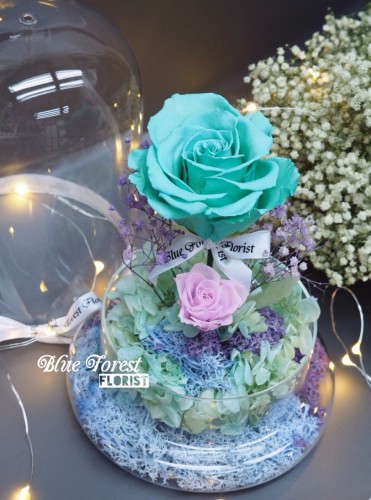 *保鮮•愛系列 *發光玻璃罩玫瑰保鮮花（Tiffany blue色）*可免費刻上名或祝福字句