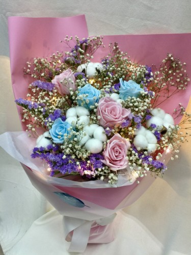 保鮮•愛*永不凋謝玫瑰保鮮花花束（淺藍色+粉紅色）*