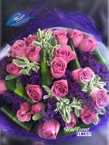 * 完美約會*18枝紫玫瑰配紫天星圓型花束