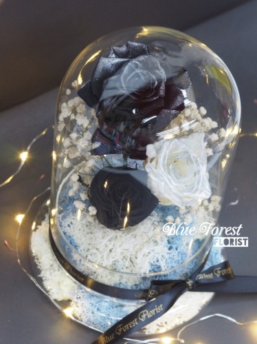  * 保鮮•愛系列 *發光玻璃罩玫瑰保鮮花（黑色）*可免費刻上名或祝福字句