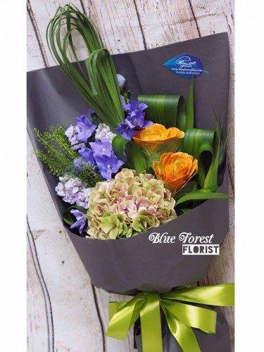 遇上愛*迷你葉牡丹配荷蘭繡球花束