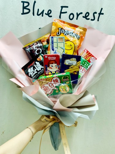 小甜心**日本零食花束（8款）