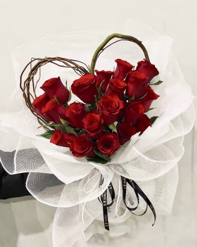 *網紅推介*18枝心形紅玫瑰花束*