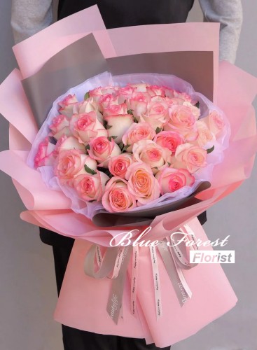 28枝雙色玫瑰花束