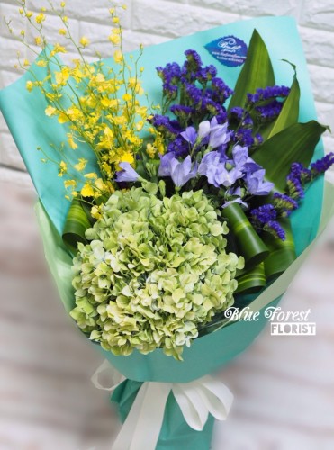 荷蘭綠色繡球配跳舞蘭花束