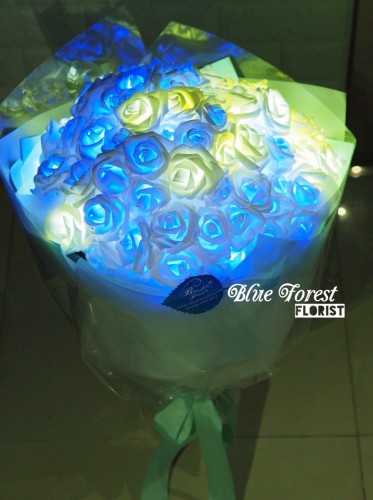 99發光玫瑰花束